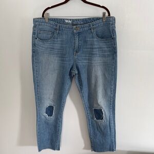 Distressed Patch Knees Boyfriend Cut Jeans Sz 16